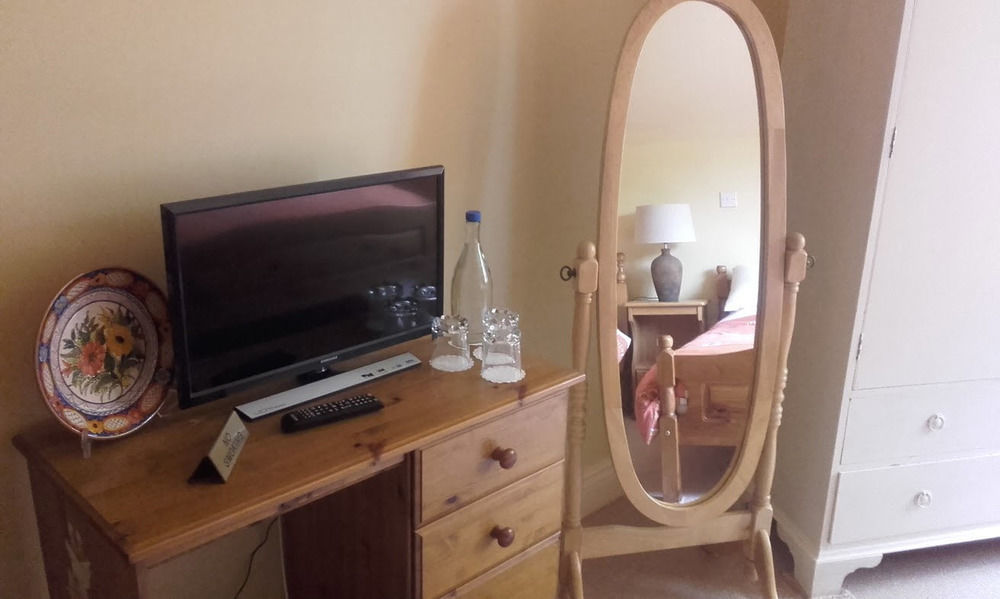 Blossom Hill Bed And Breakfast Killaloe Buitenkant foto